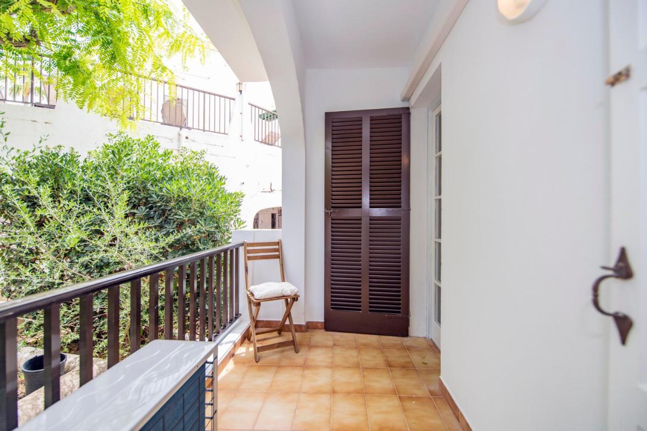 Siesta Mar Originals Aparthotel Cala En Porter  Exterior foto